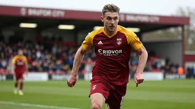 Bradford City's pre-season flaws exposed in Salford City draw
